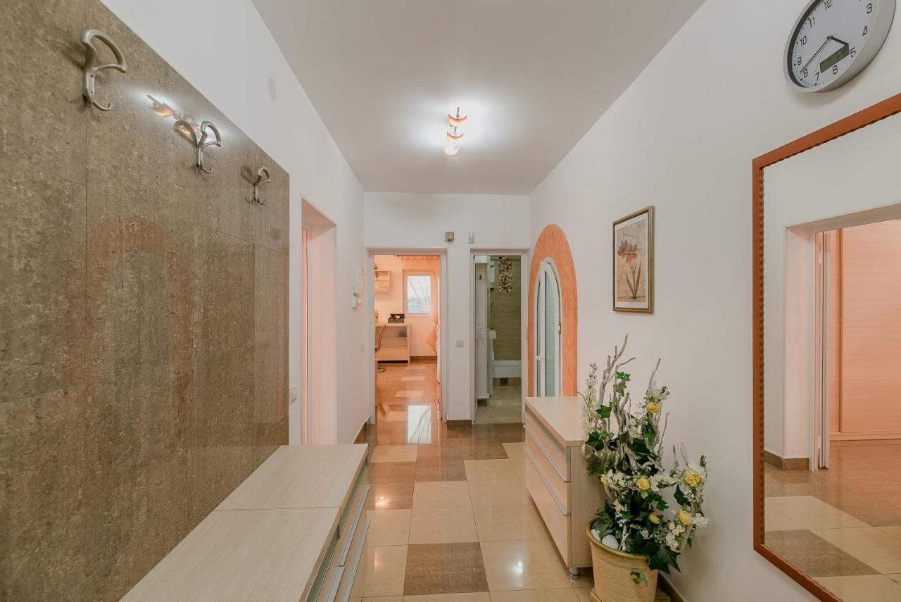 Palm Point Apartment Petrovac Exterior photo